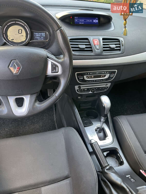 Хэтчбек Renault Megane 2011 в Львове