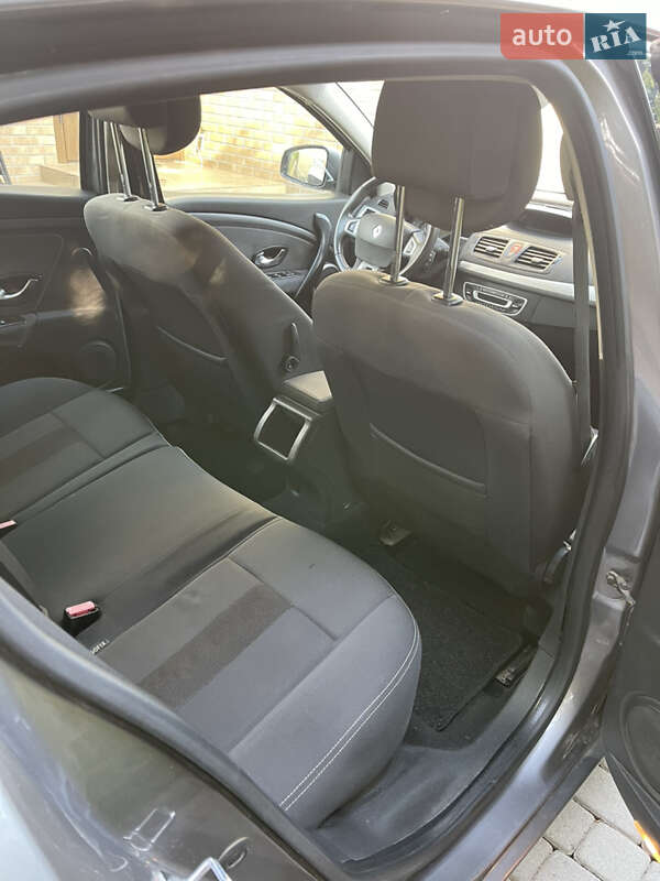 Хэтчбек Renault Megane 2011 в Львове