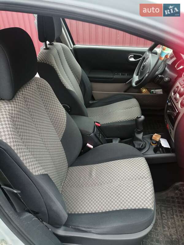 Універсал Renault Megane 2004 в Звягелі