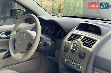 Хэтчбек Renault Megane 2007 в 