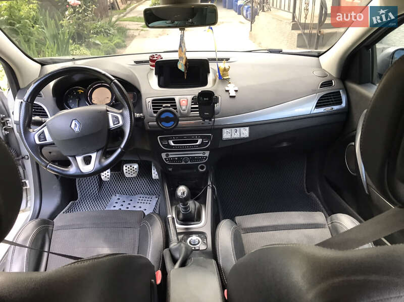 Универсал Renault Megane 2011 в Любаре