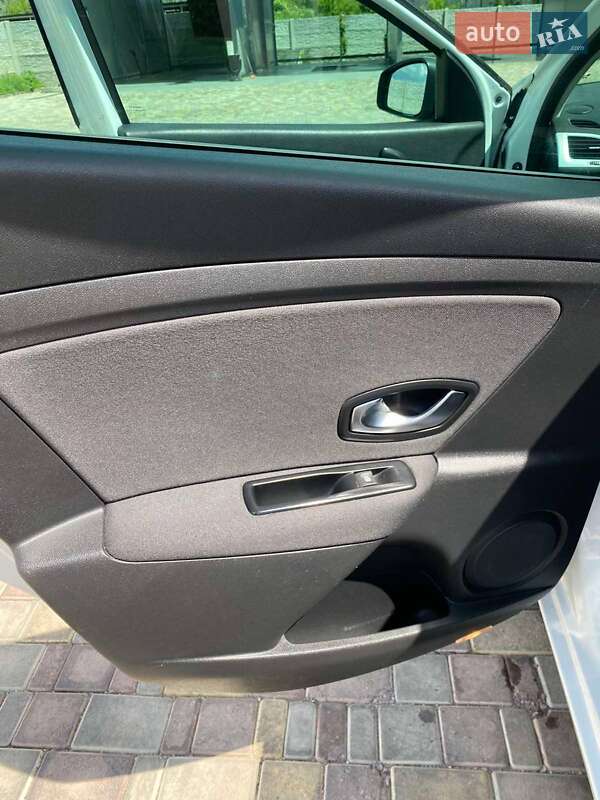 Универсал Renault Megane 2011 в Одессе