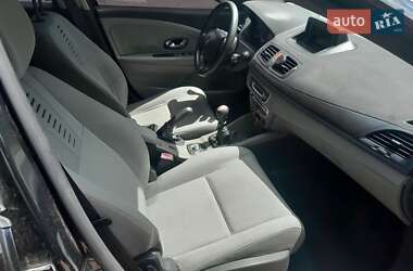 Универсал Renault Megane 2010 в 