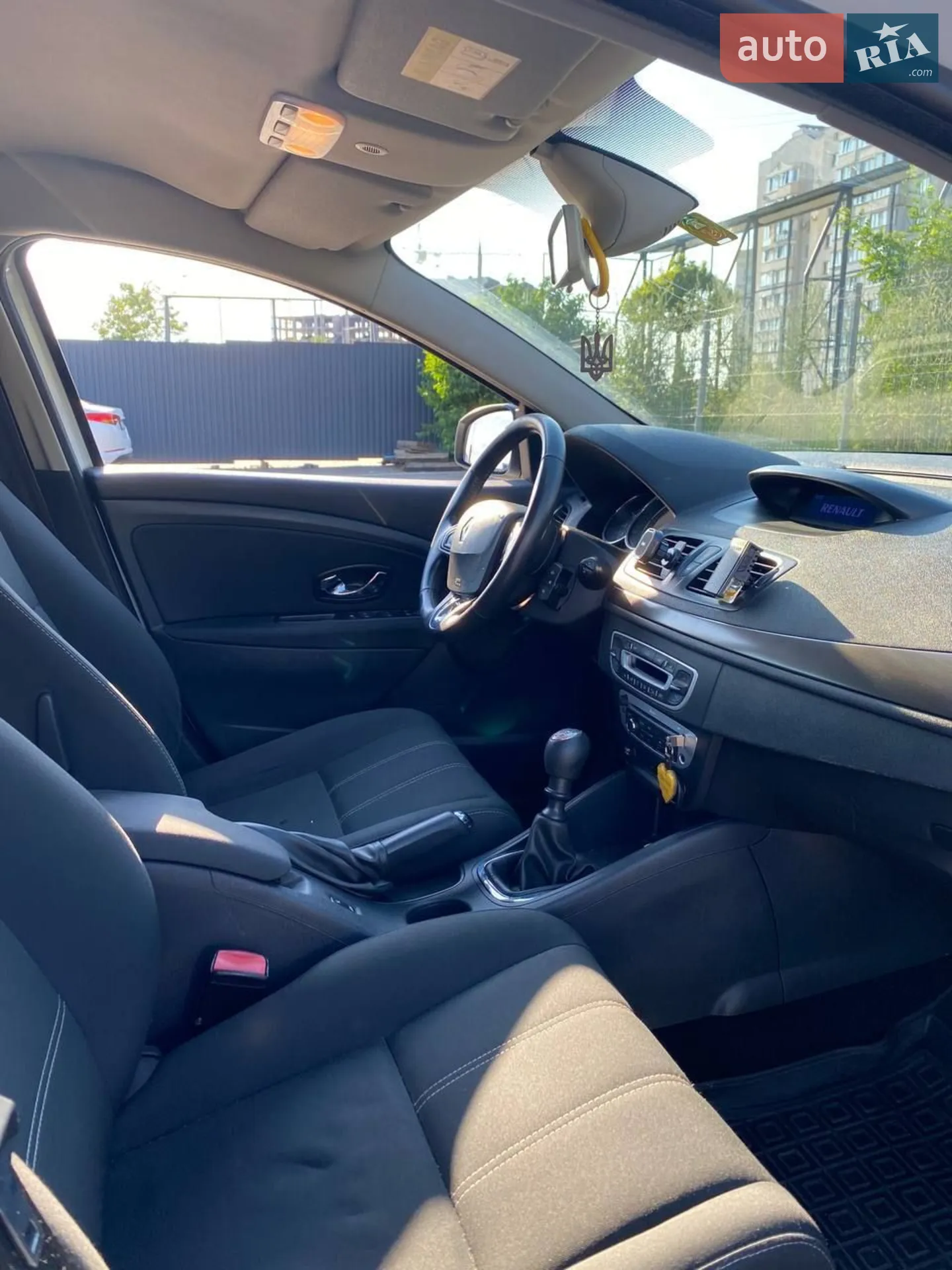 2015 Renault Megane - мініатюра 39