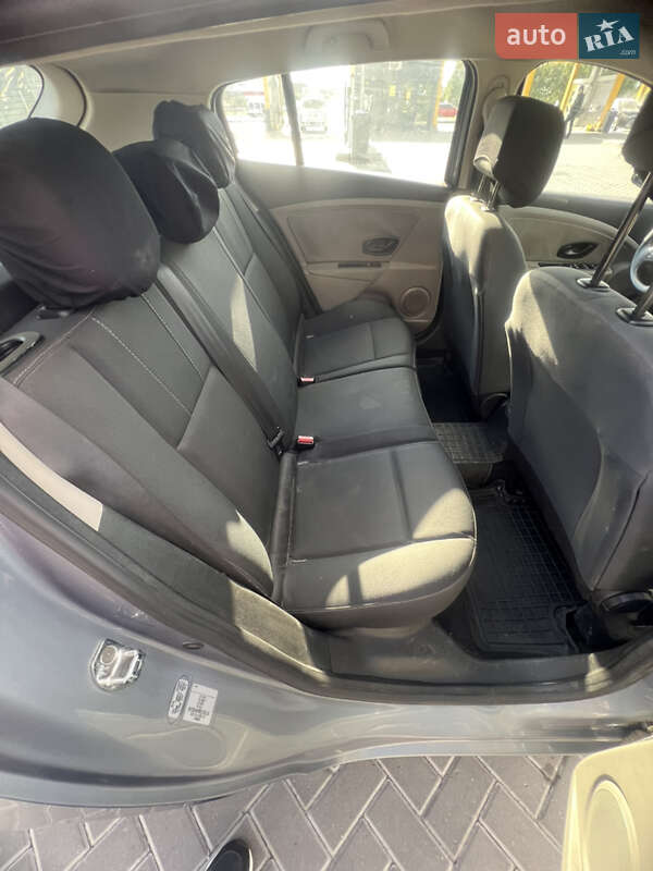 Хэтчбек Renault Megane 2010 в Днепре