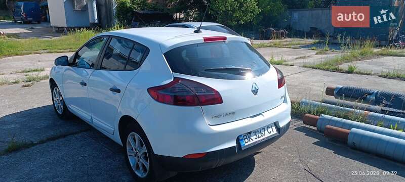 Хетчбек Renault Megane 2012 в Вараші