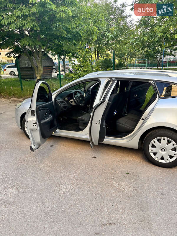 Універсал Renault Megane 2012 в Житомирі