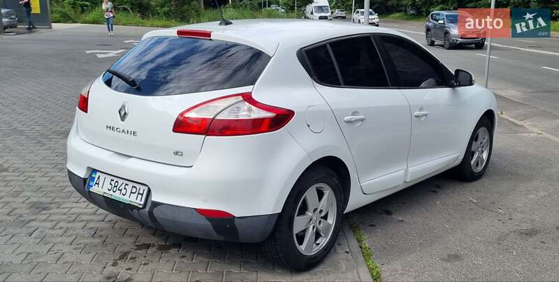 Хэтчбек Renault Megane 2014 в Киеве