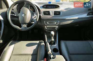 Хэтчбек Renault Megane 2015 в 