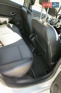 Хэтчбек Renault Megane 2015 в 