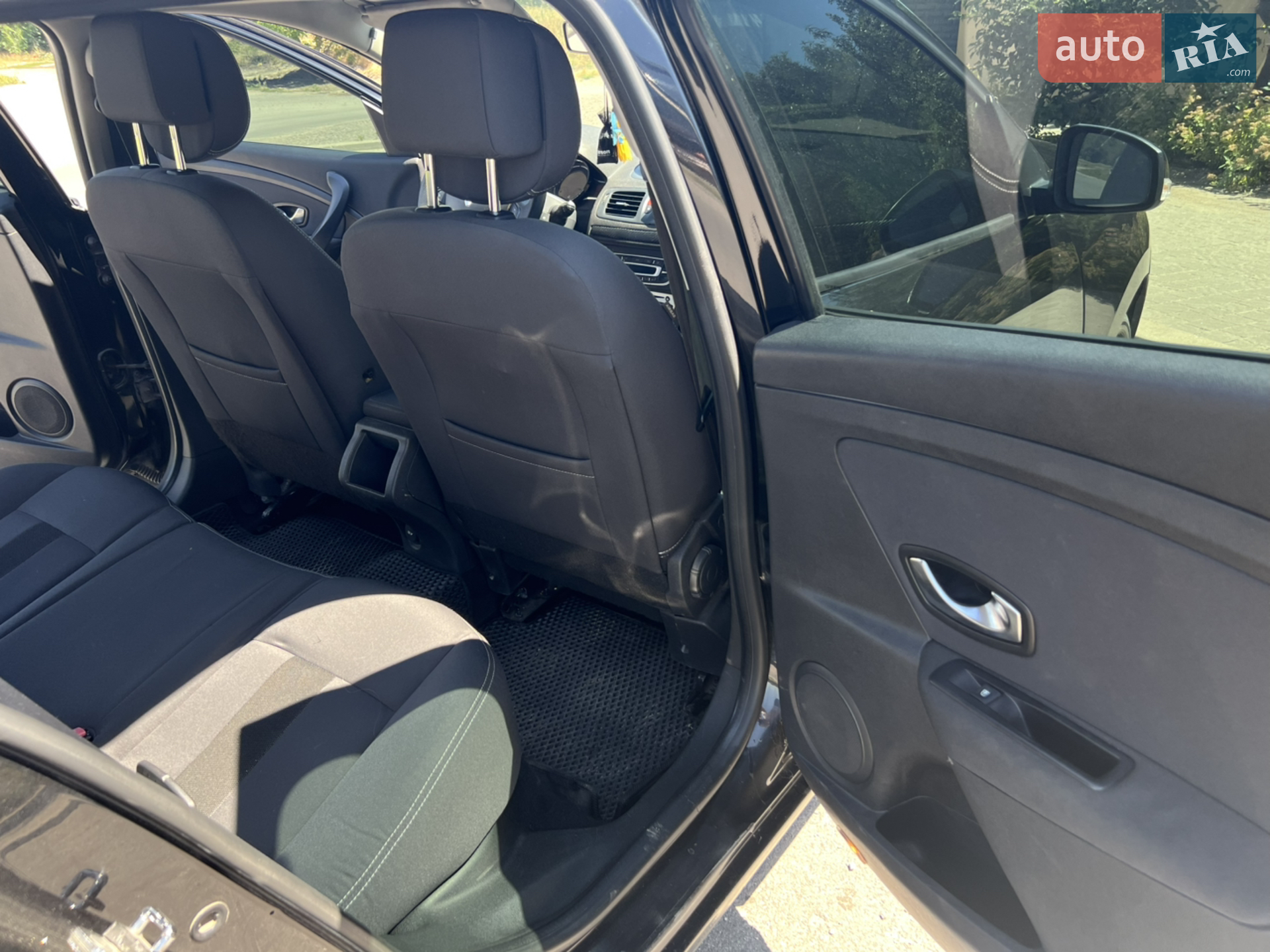 2011 Renault Megane - мініатюра 16