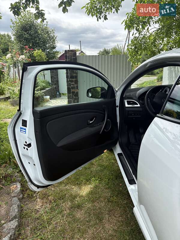 Купе Renault Megane 2009 в Корсуне-Шевченковском