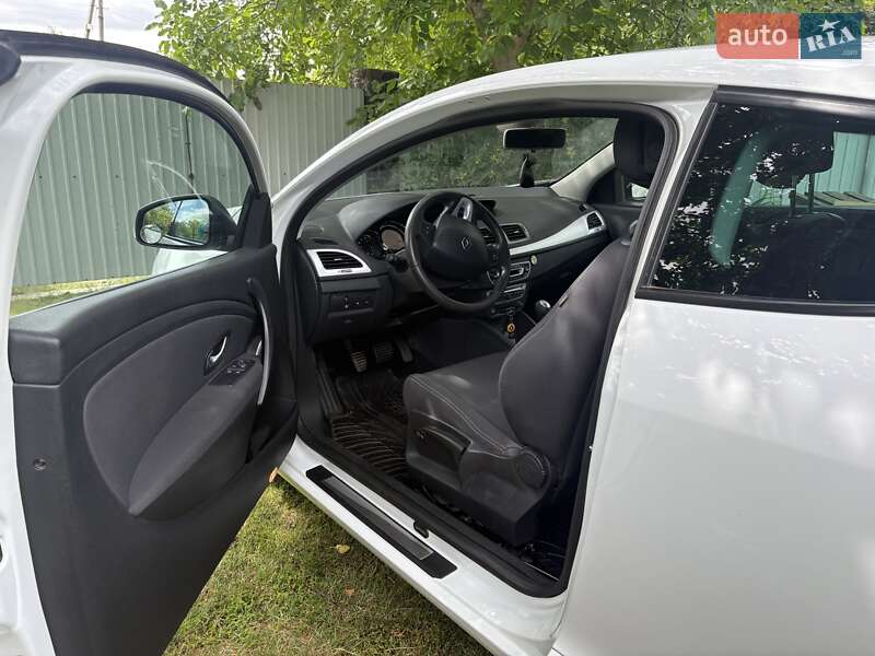 Купе Renault Megane 2009 в Корсуне-Шевченковском