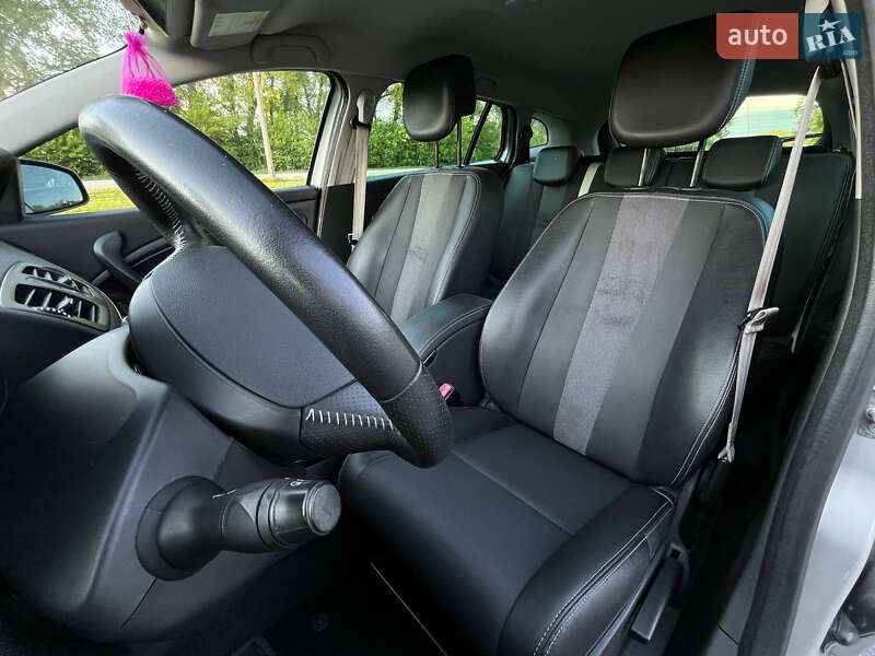 Универсал Renault Megane 2013 в Звягеле