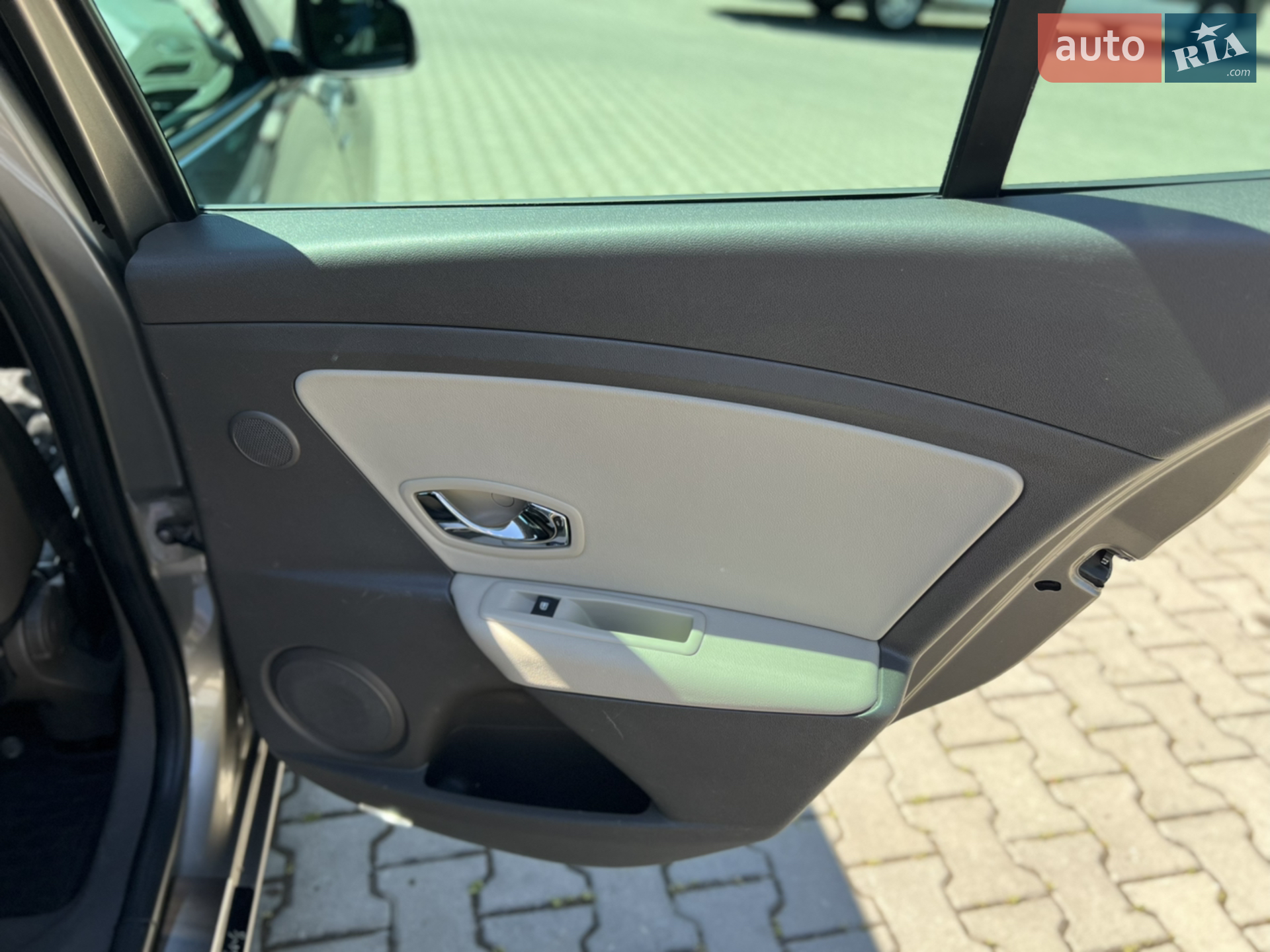 2012 Renault Megane - мініатюра 17
