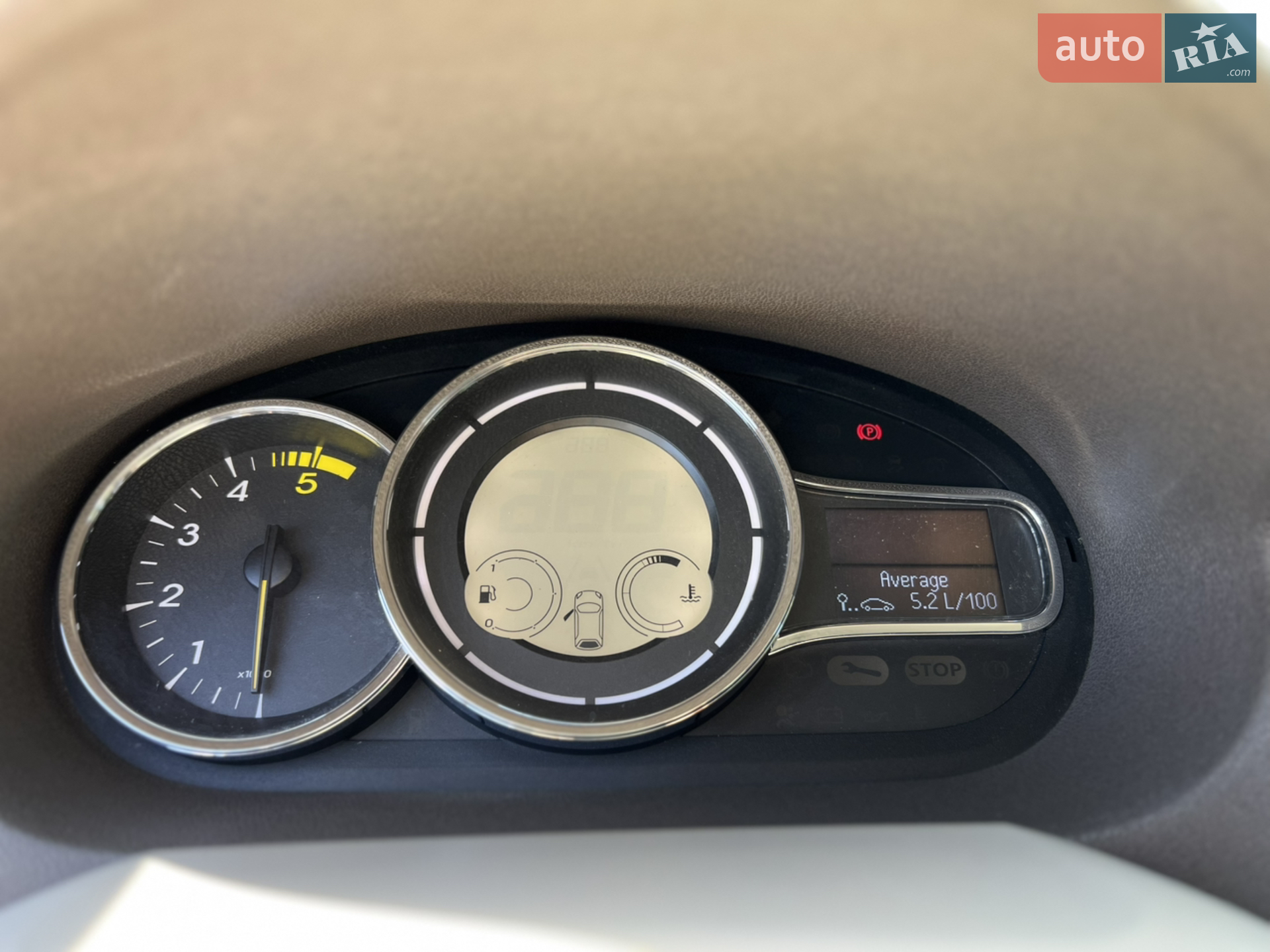 2012 Renault Megane - мініатюра 27