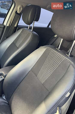 Хэтчбек Renault Megane 2009 в 