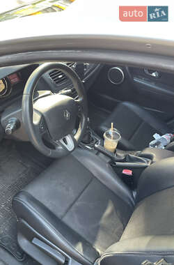 Хэтчбек Renault Megane 2009 в 