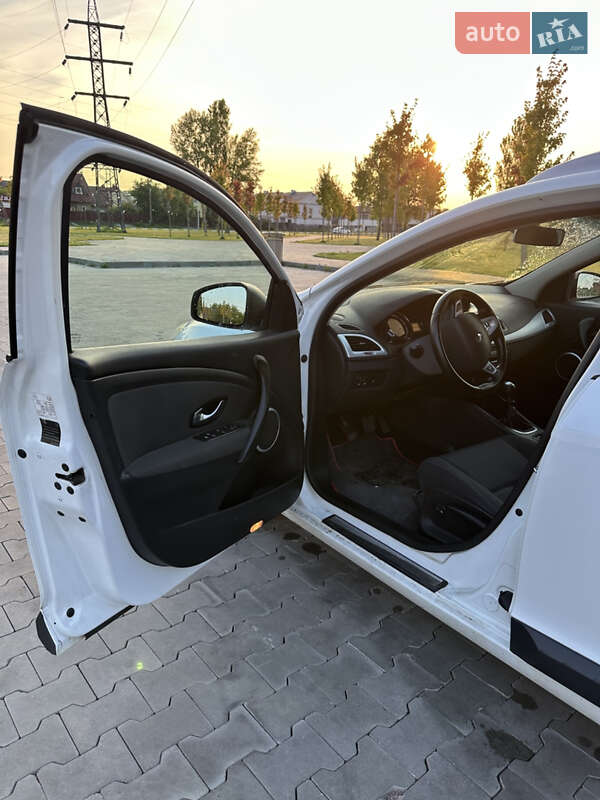 Универсал Renault Megane 2011 в Буче