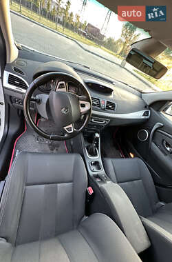 Универсал Renault Megane 2011 в 