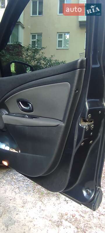 Хэтчбек Renault Megane 2011 в Харькове