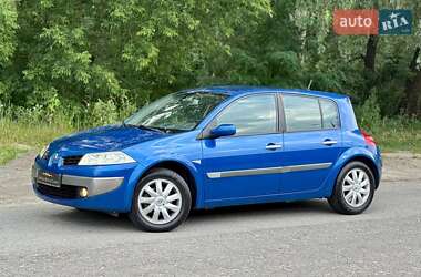 Хэтчбек Renault Megane 2006 в 