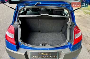 Хэтчбек Renault Megane 2006 в 