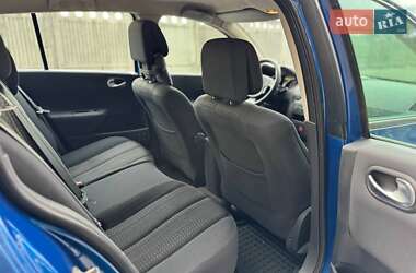Хэтчбек Renault Megane 2006 в 