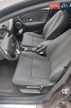 Хетчбек Renault Megane 2009 в 