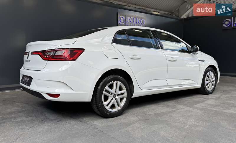 Седан Renault Megane 2020 в Киеве
