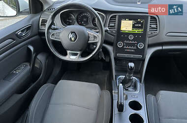 Хэтчбек Renault Megane 2018 в 