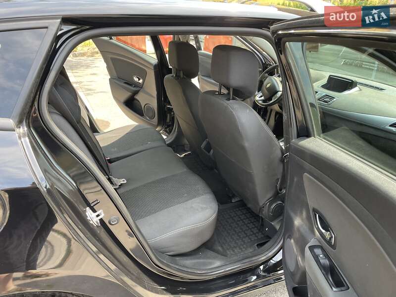 Универсал Renault Megane 2015 в Киеве