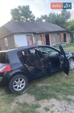Хэтчбек Renault Megane 2004 в Хотине