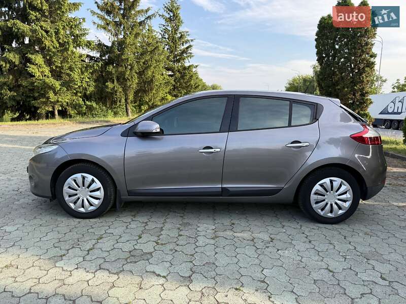 Хэтчбек Renault Megane 2010 в Дубно