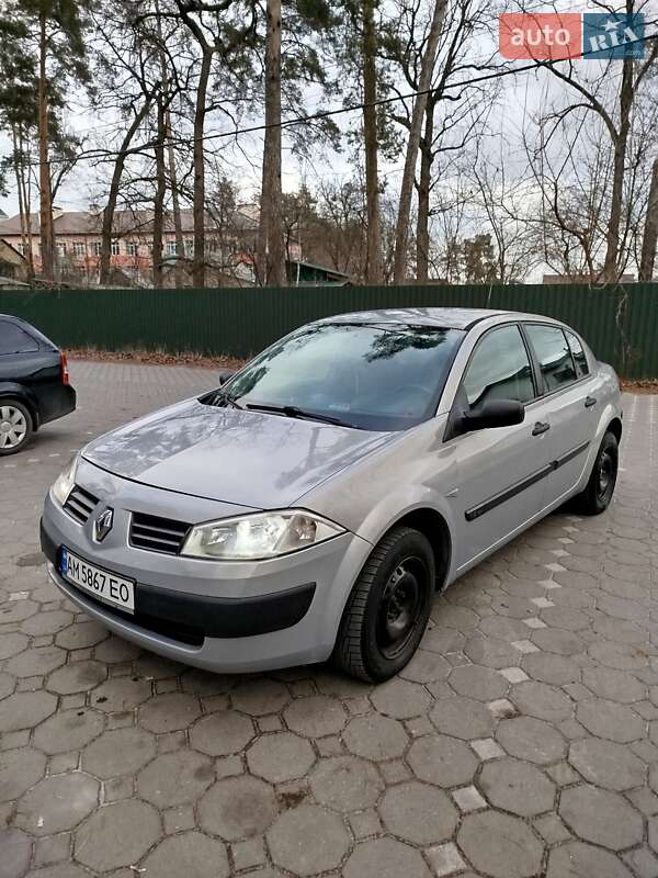 Седан Renault Megane 2005 в 
