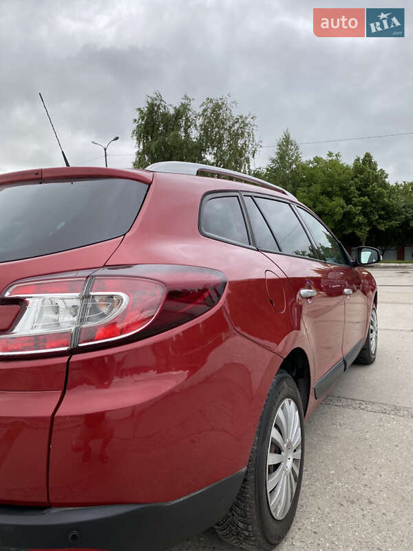 Універсал Renault Megane 2010 в Старокостянтинові
