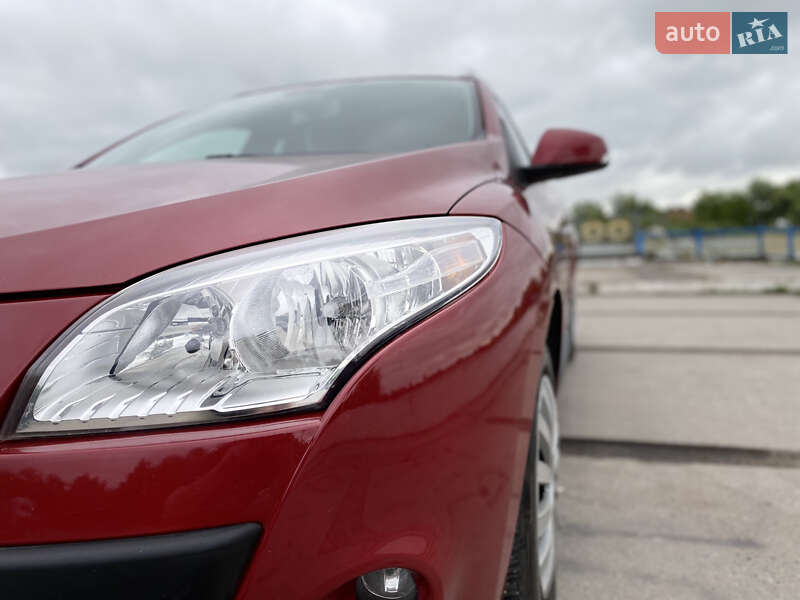 Універсал Renault Megane 2010 в Старокостянтинові
