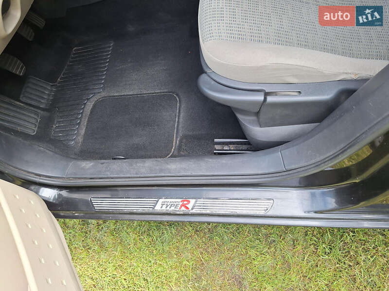 Седан Renault Megane 2006 в Борисполе фото 23 Седан Renault Megane 2006 в Борисполе