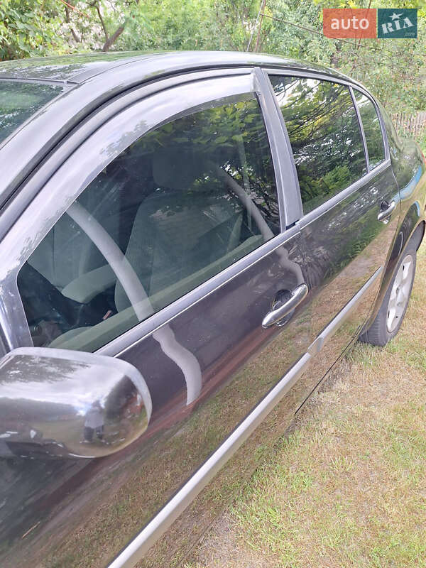 Седан Renault Megane 2006 в Борисполе фото 5 Седан Renault Megane 2006 в Борисполе