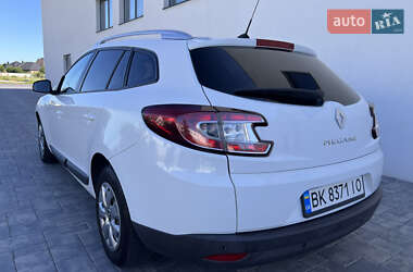 Универсал Renault Megane 2010 в 