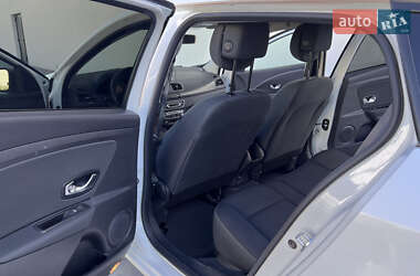 Универсал Renault Megane 2010 в 