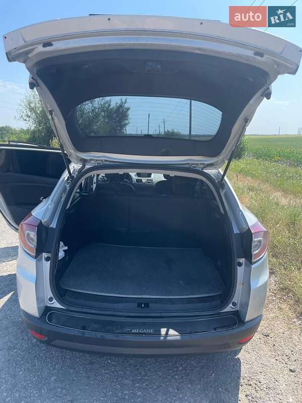 Универсал Renault Megane 2011 в Кривом Роге фото 7 Универсал Renault Megane 2011 в Кривом Роге