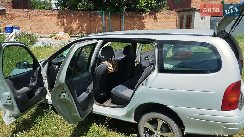 Универсал Renault Megane 2003 в Каменец-Подольском