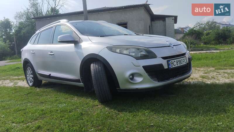 Универсал Renault Megane 2011 в Пустомытах