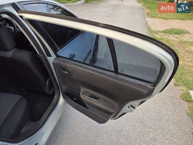 Седан Renault Megane 2004 в Каменском