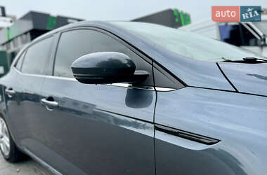 Хетчбек Renault Megane 2018 в 