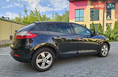 Хэтчбек Renault Megane 2009 в 