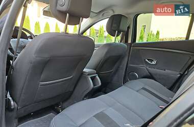Хэтчбек Renault Megane 2009 в 