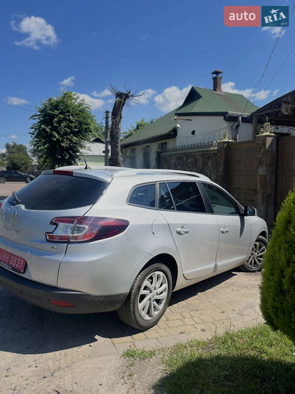 Универсал Renault Megane 2014 в Ахтырке