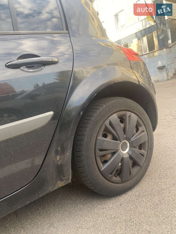 Хэтчбек Renault Megane 2006 в Киеве